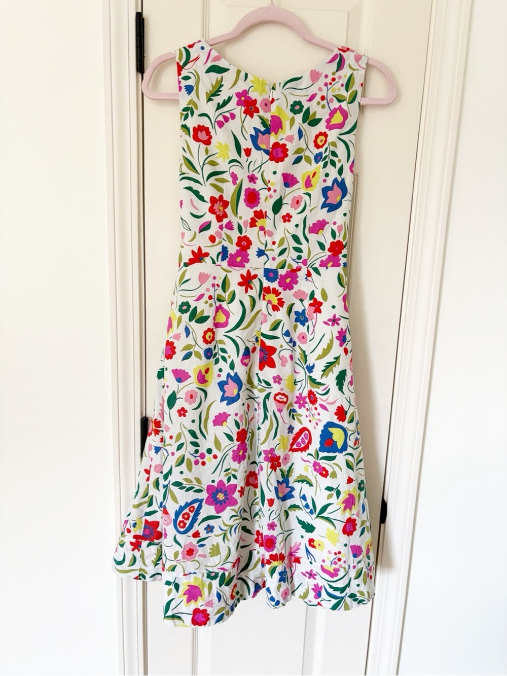 Boden • 8• Floral Tie-Waist V-Neck Linen Blend Midi Dress - Picture 10 of 11